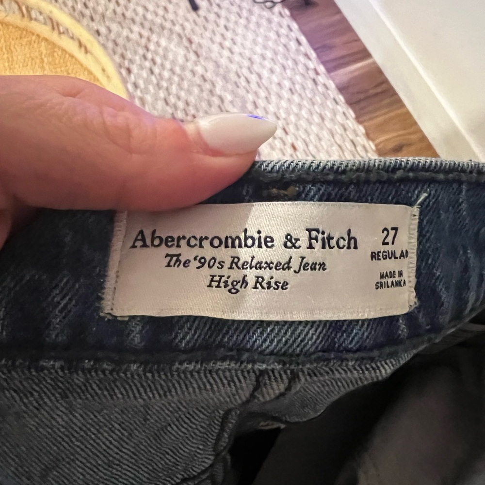 Abercrombie & Fitch '90s Relaxed High Rise Jeans - Blue